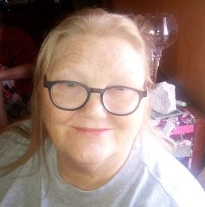 Meet your Posher, Joyce